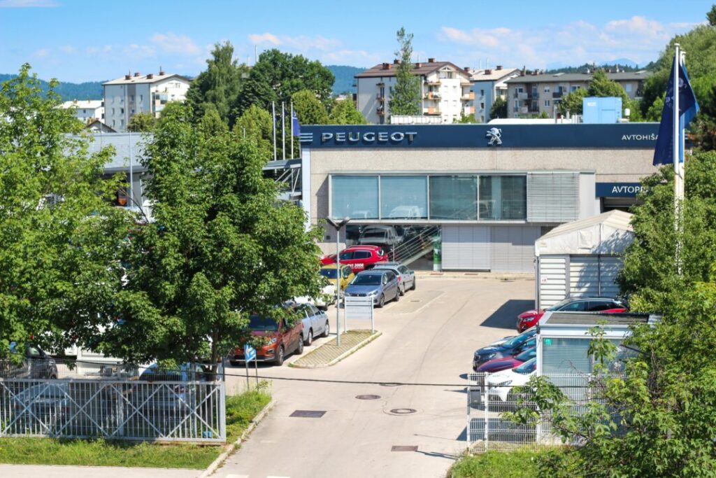 Avtohiša Vič