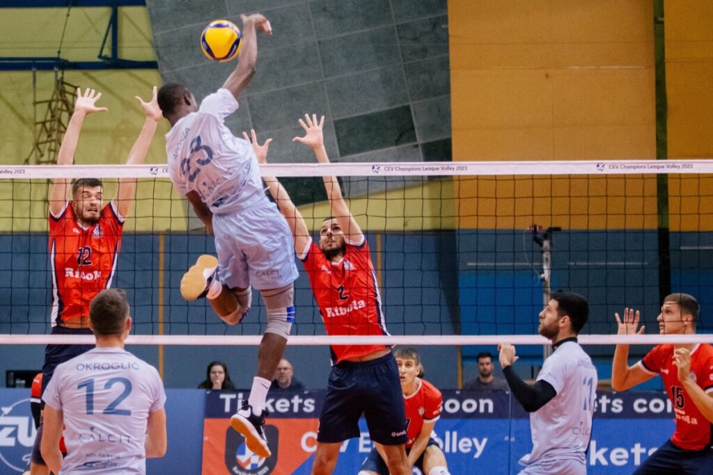 Daniel Aponza, Calcit Volley, november 2022