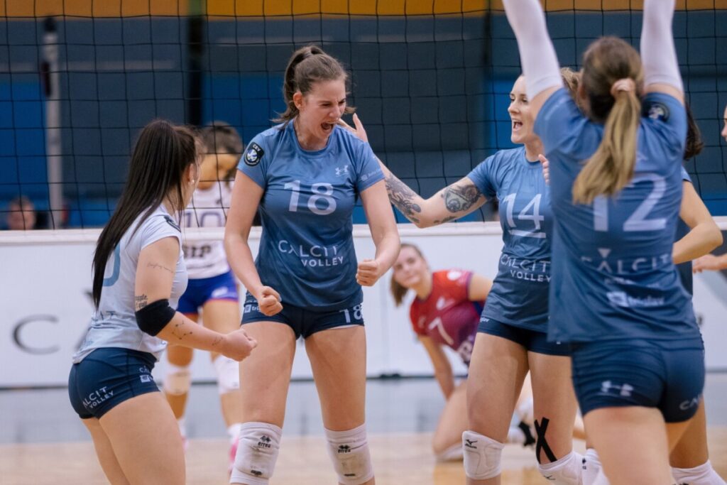 Calcit Volley