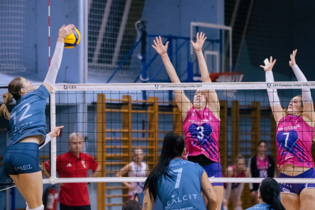 Naja Boisa, Calcit Volley