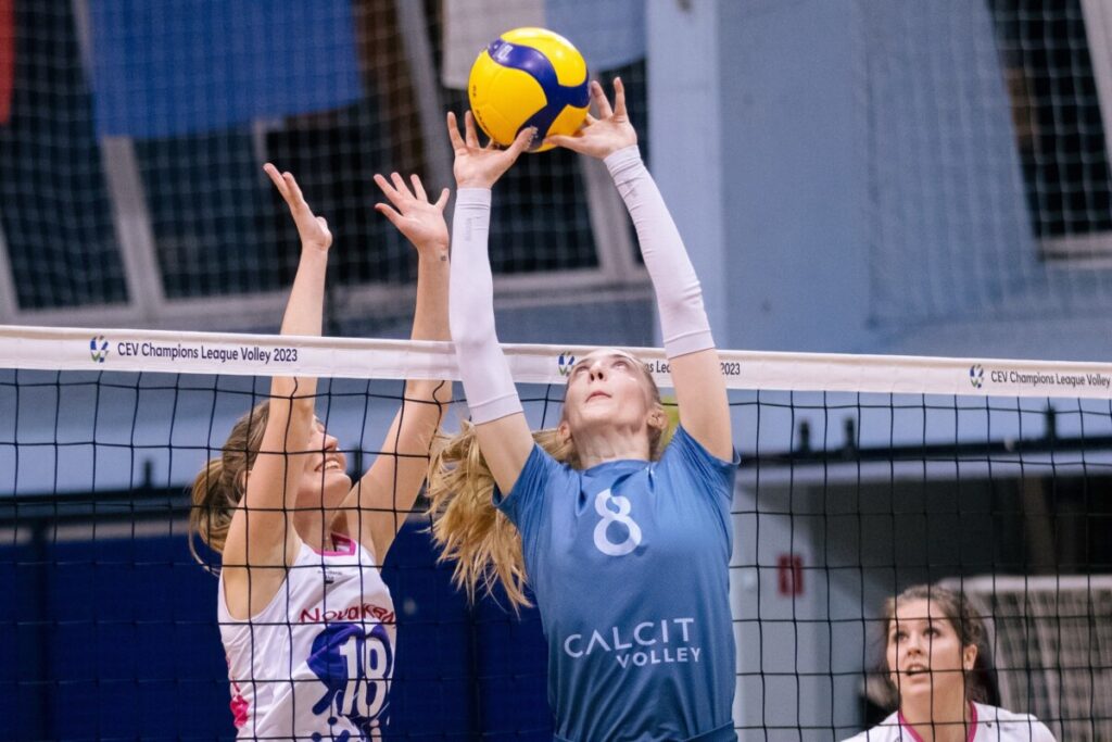 Nina Stojilković, Calcit Volley
