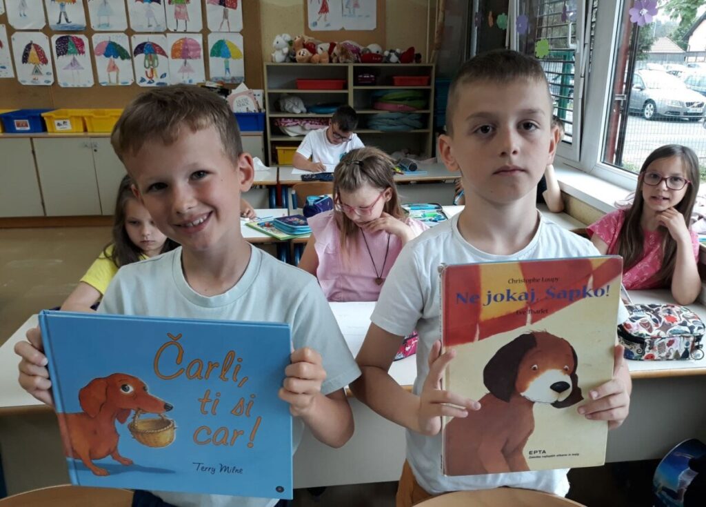 Čarobni dan s knjigo in kužki