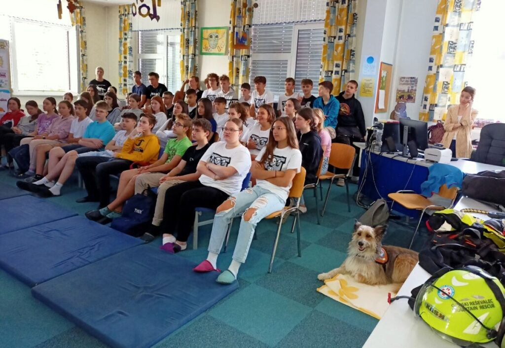 Čarobni dan s knjigo in kužki