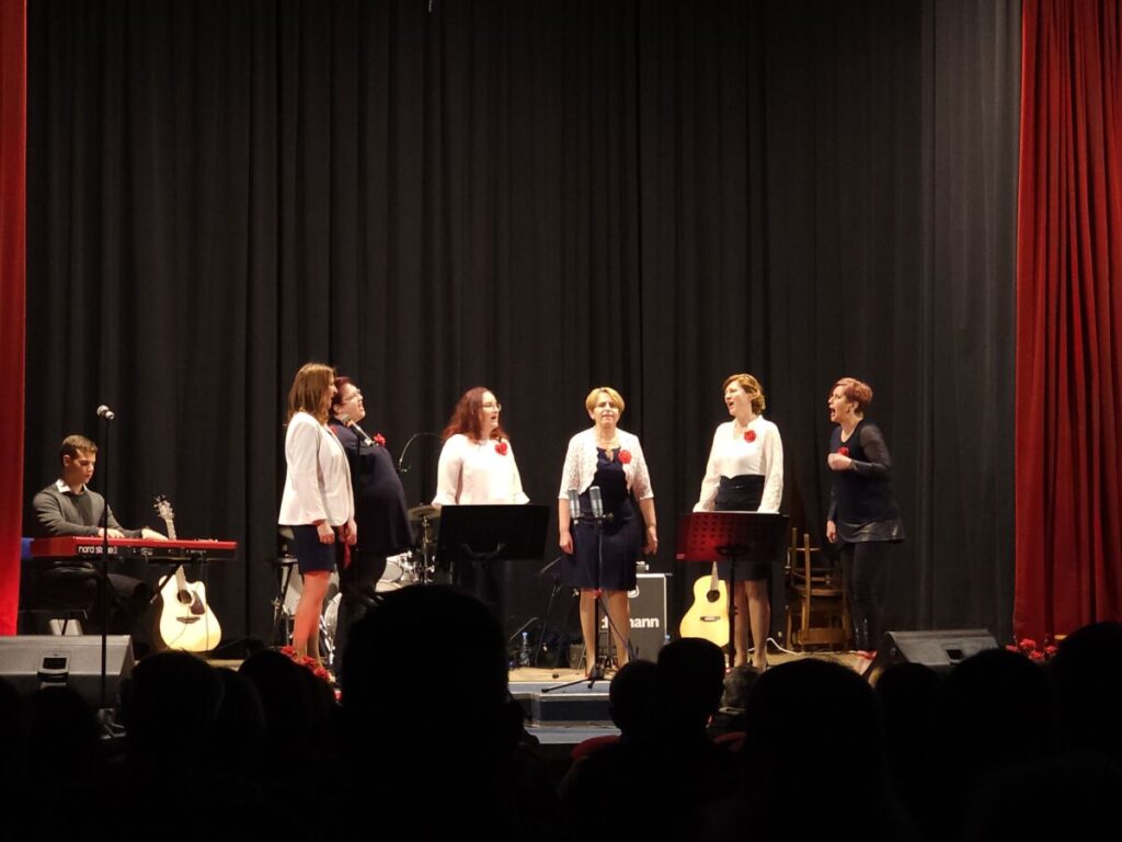 Kulturni dan Komenda