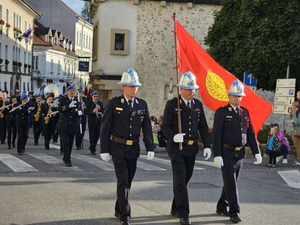 Gasilska zveza Kamnik 70 let, parada in slavnostna akademija