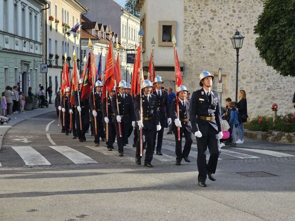 Gasilska zveza Kamnik 70 let, parada in slavnostna akademija
