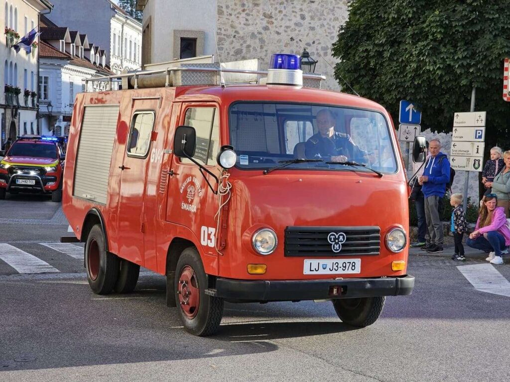 Gasilska zveza Kamnik 70 let, parada in slavnostna akademija