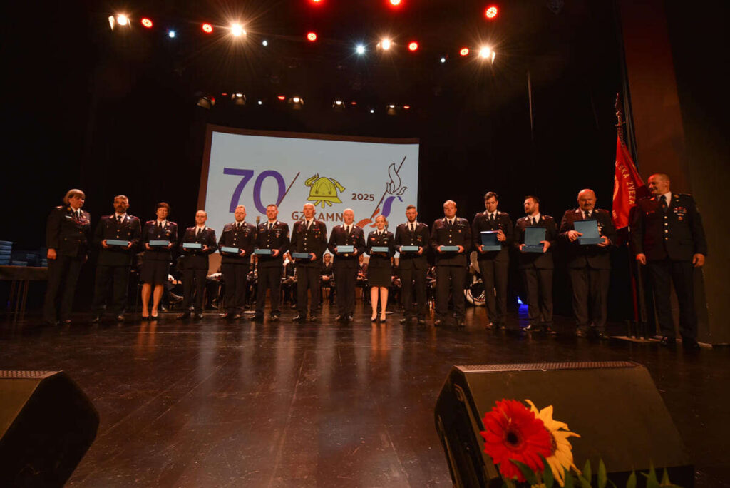 Gasilska zveza Kamnik 70 let, parada in slavnostna akademija
