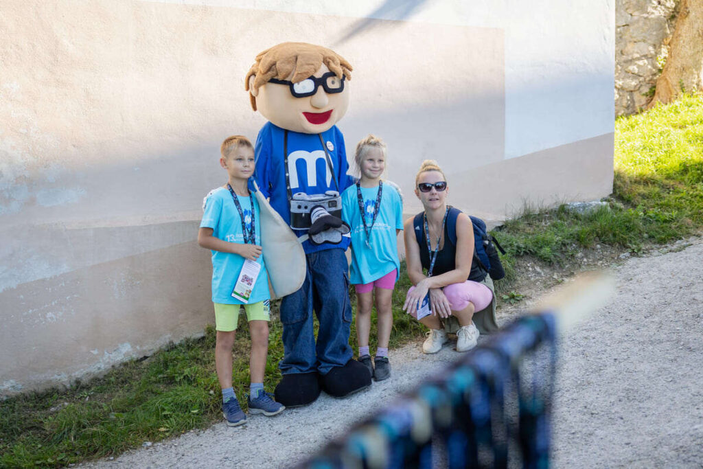 Dobrodelni pohod na Sv. Primož, Modre novice, 2025