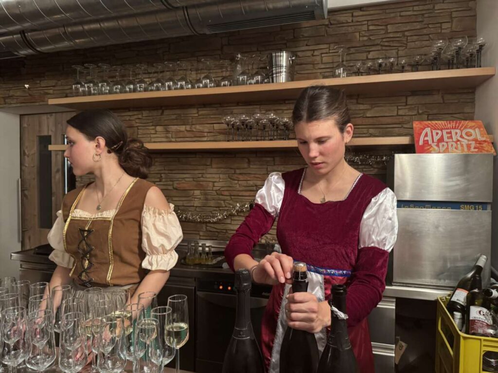 srednjeveška večerja