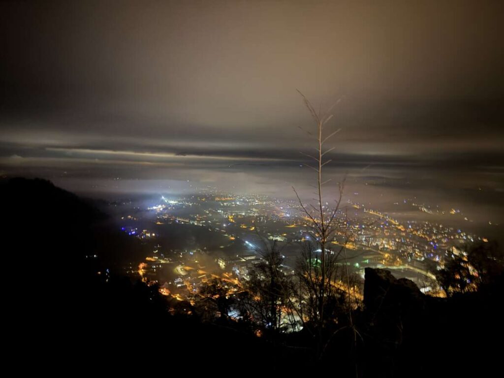 srednjeveška večerja