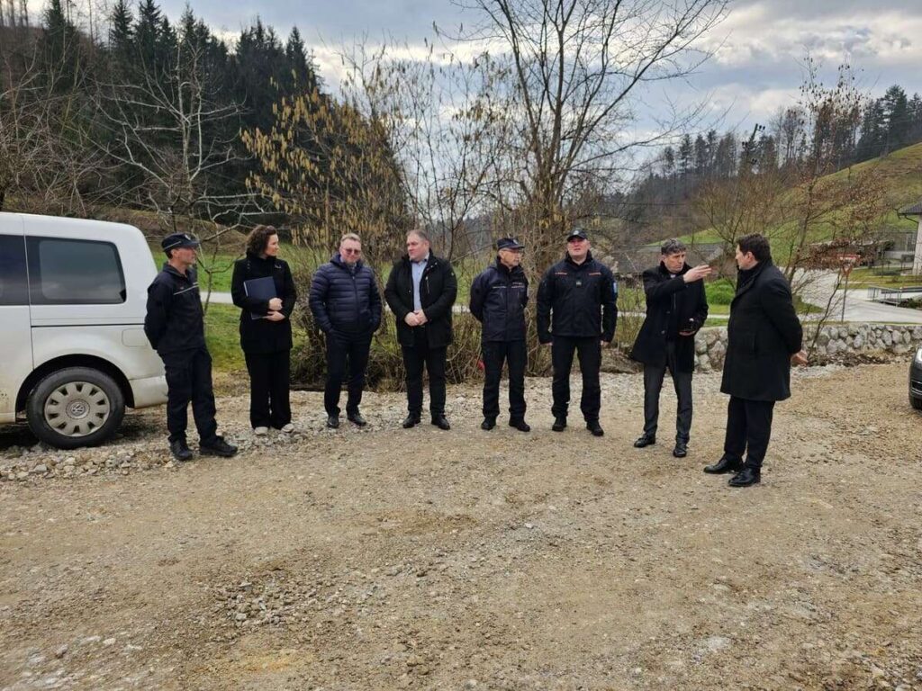 Obisk vlade 2026 Kamnik, plazovi