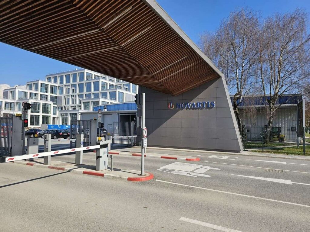 nov večnamenski proizvodni obrat v Novartisu v Mengšu