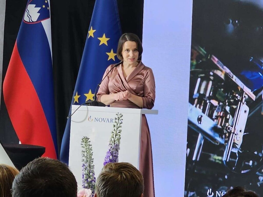 nov večnamenski proizvodni obrat v Novartisu v Mengšu