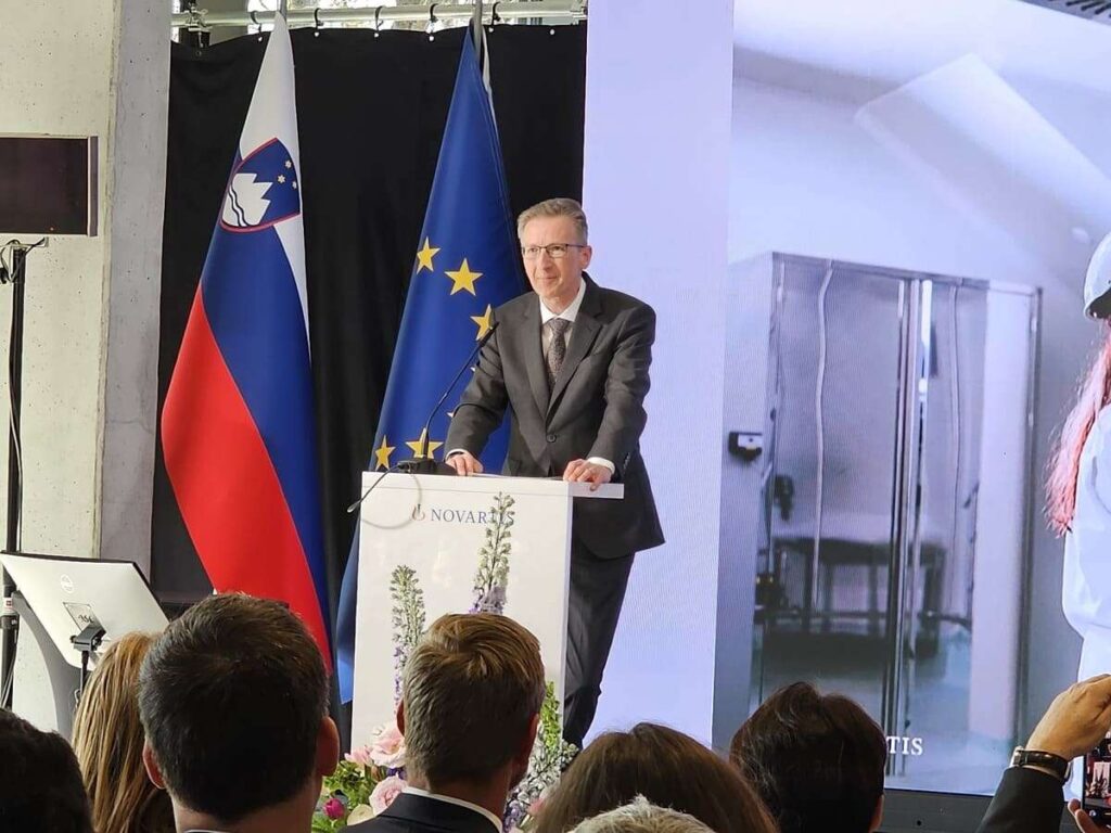 nov večnamenski proizvodni obrat v Novartisu v Mengšu