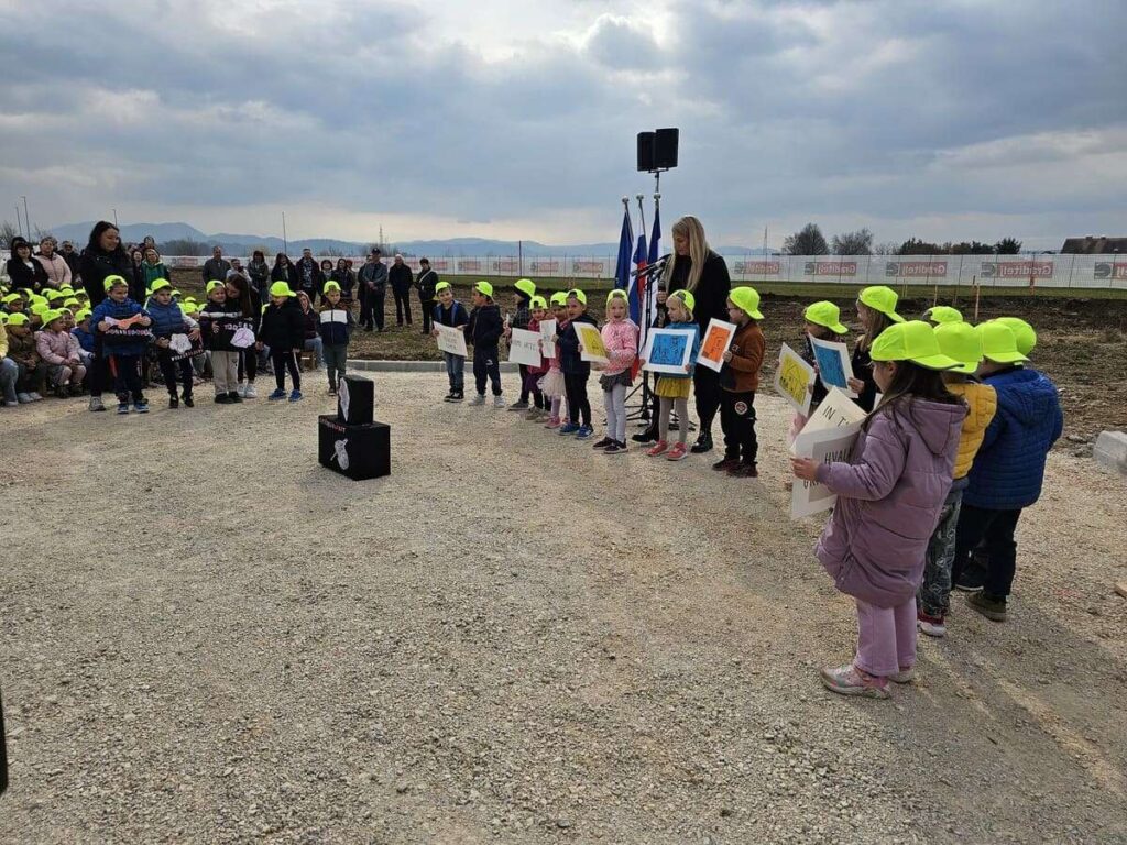 Postavitev temeljnega kamna, Vrtec Iskrica Mengeš, marec 2026