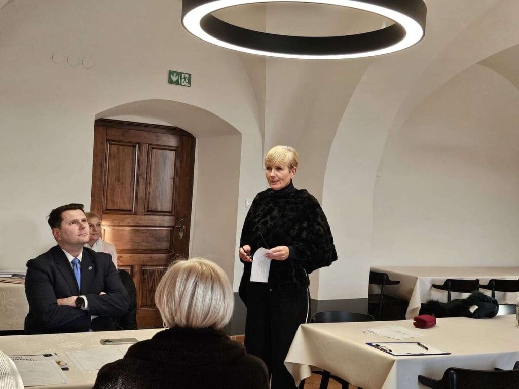 Dišave samostanske kuhinje, Samostan Mekinje, jedilnica, kuhinja in nunski sobi, marec 2026