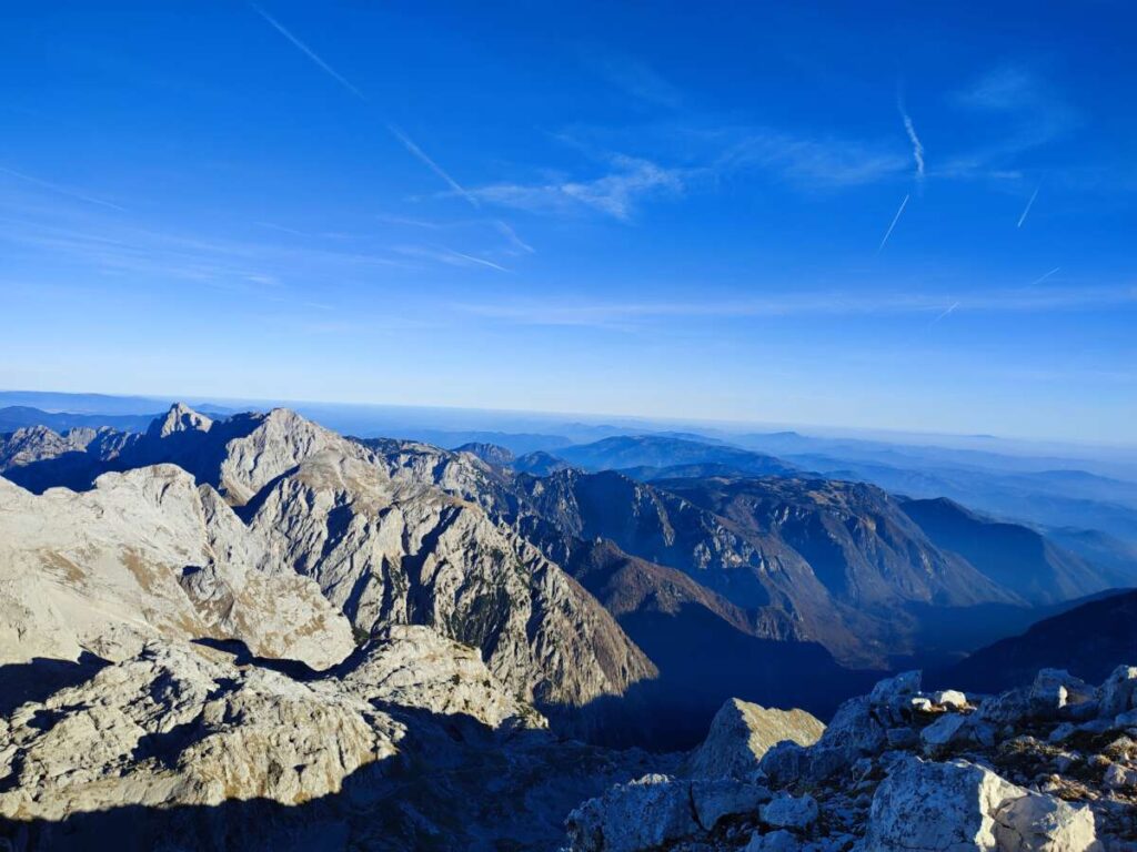 V kraljestvu Grintovcev