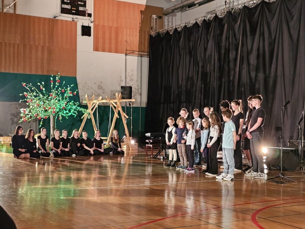 OŠ Stranje, 140 let