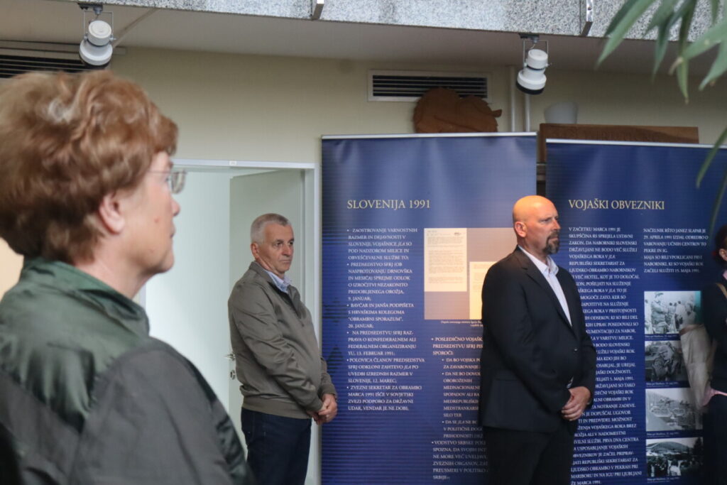 odprtje razstave ob samostojnosti trzin