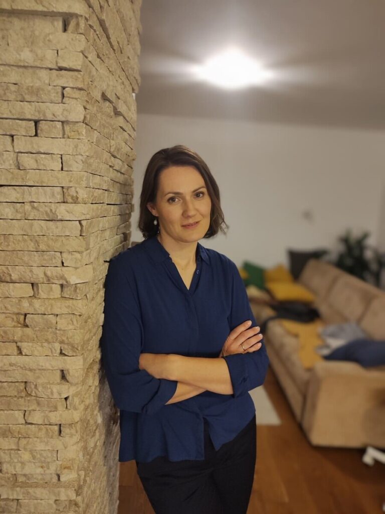 Mojca Volkar Trobevšek