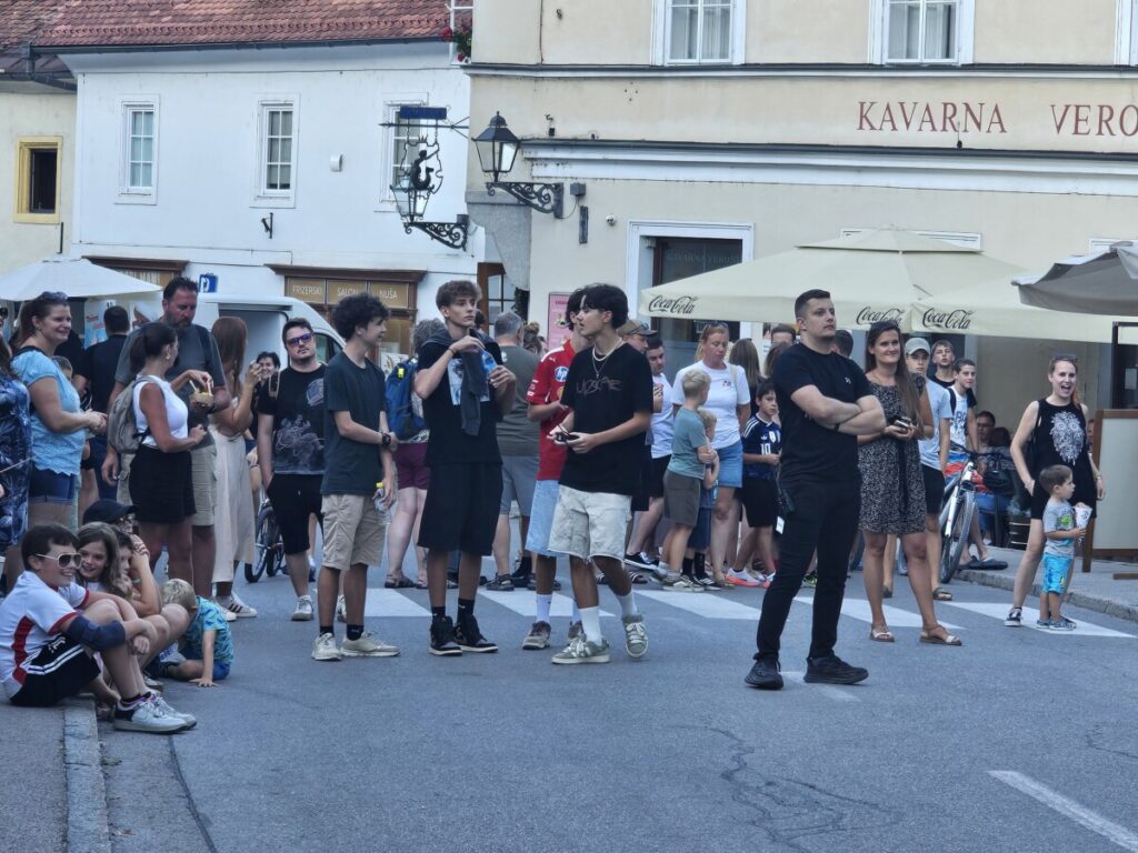 Kamfest 2026, tek s feršterkerjem