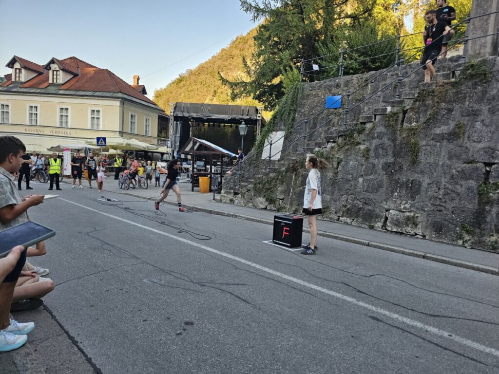 Kamfest 2026, tek s feršterkerjem