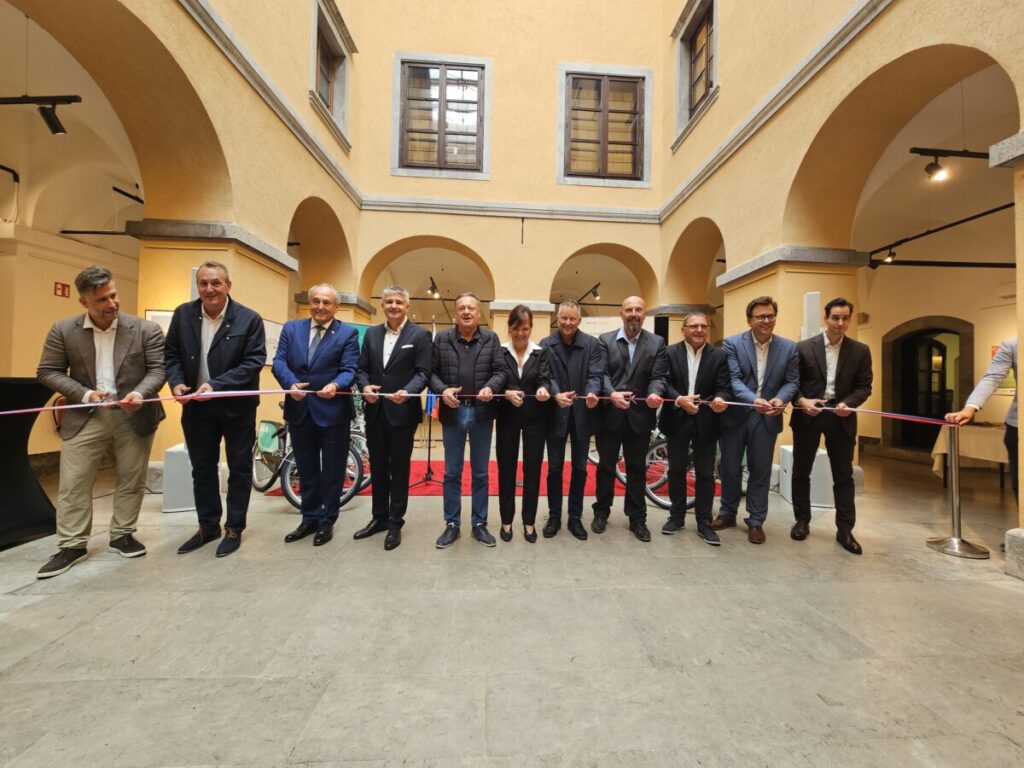 Bicikel - predstavitev regijskega sistema izposoje e-koles