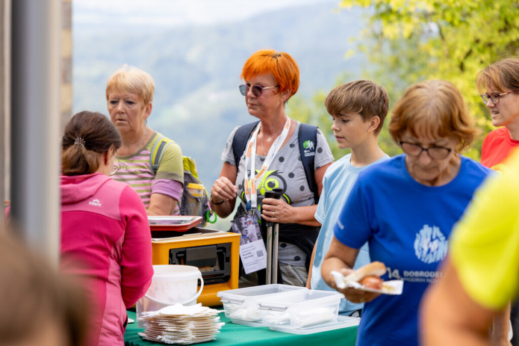 14. dobrodelni pohod na Sv. Primož