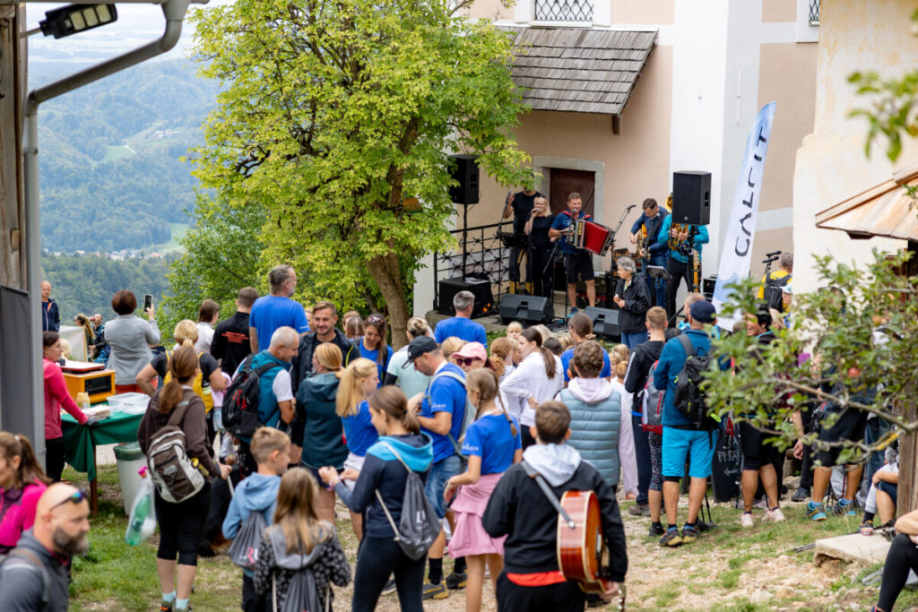 14. dobrodelni pohod na Sv. Primož