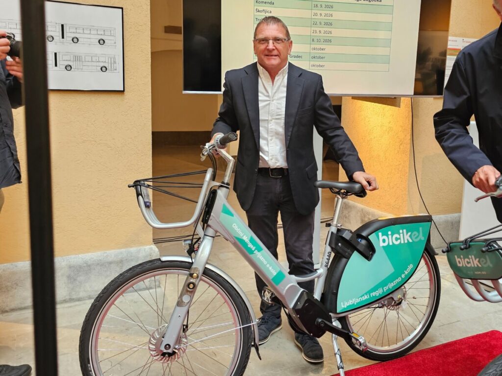 Bicikel - predstavitev regijskega sistema izposoje e-koles