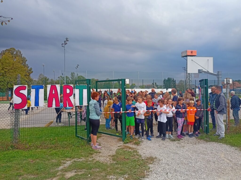 dobrodelni tek OŠ Marije Vere